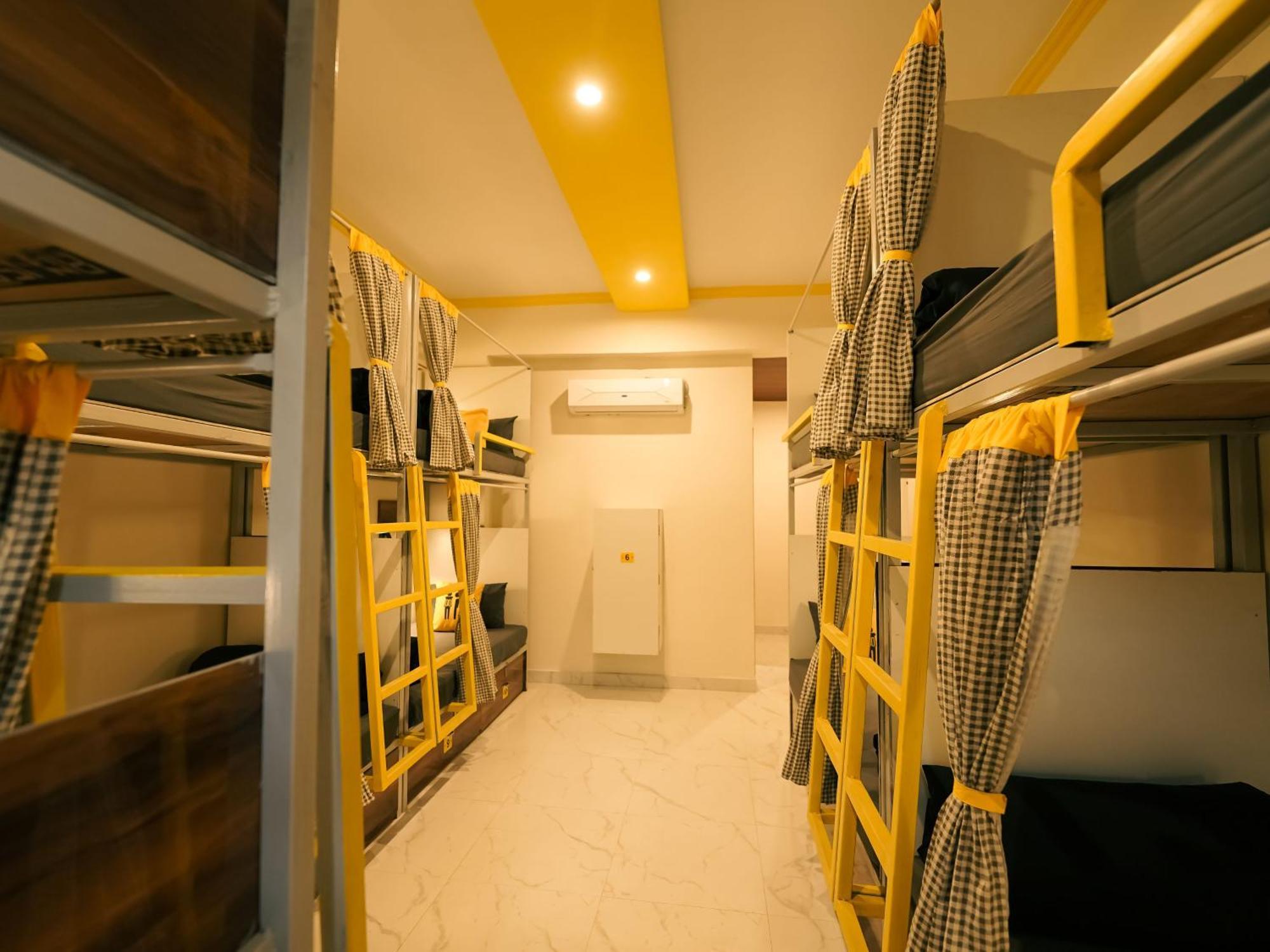 The Hosteller Rishikesh, Upper Tapovan Eksteriør billede